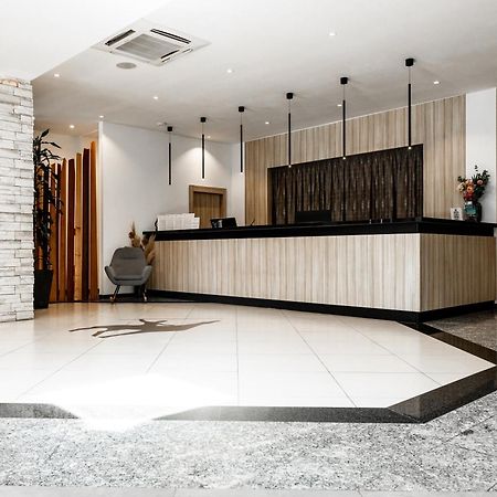 Hotel Alkar シニ エクステリア 写真