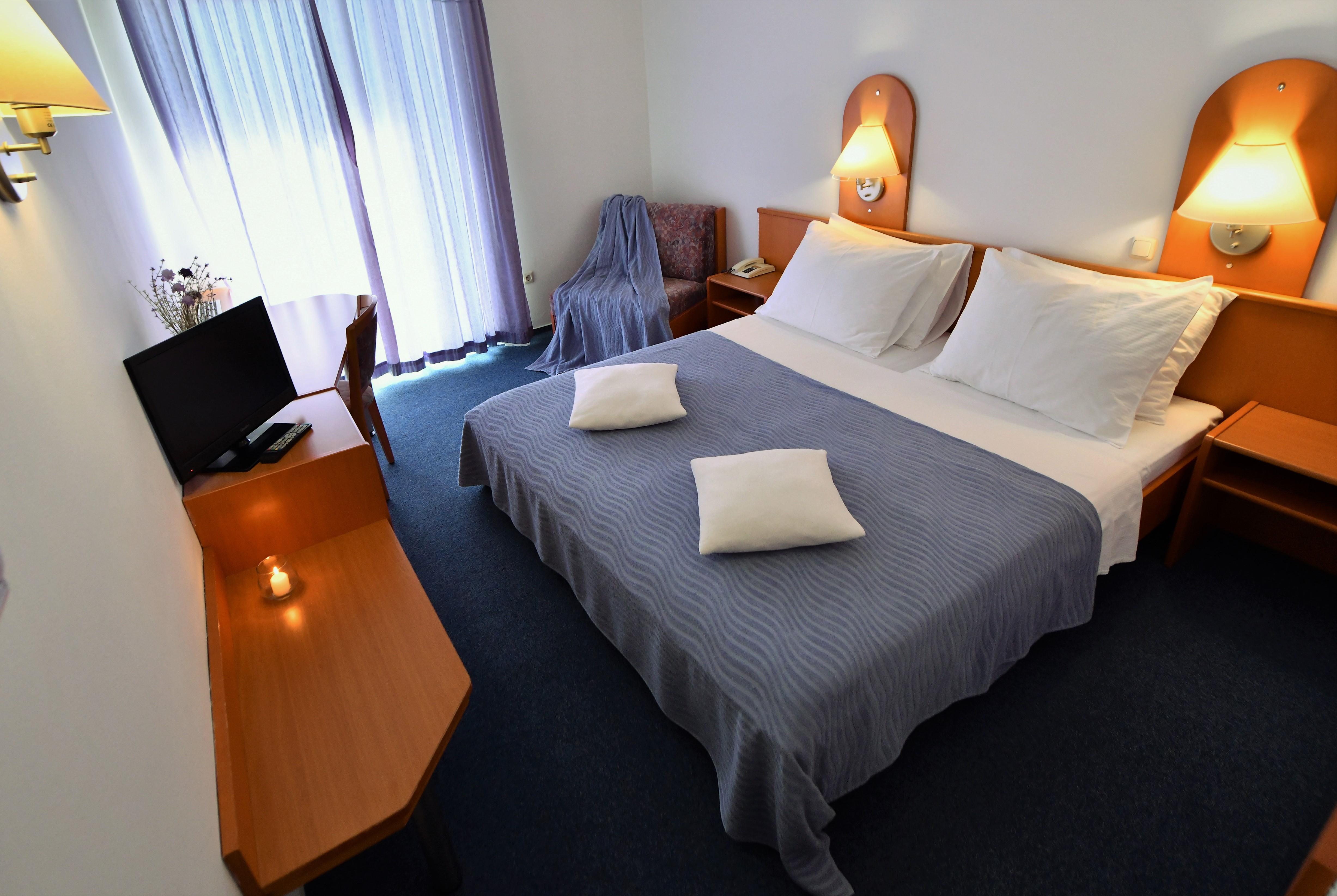 Hotel Alkar シニ エクステリア 写真