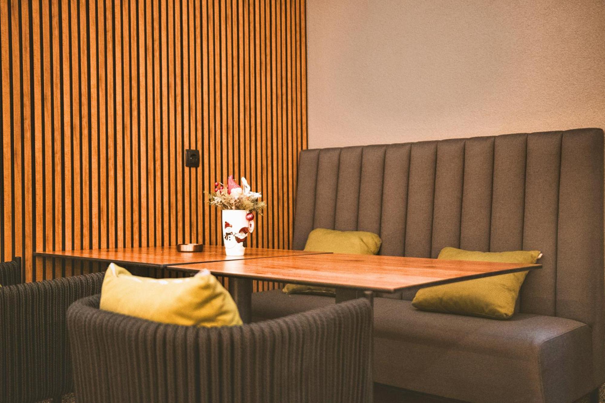Hotel Alkar シニ エクステリア 写真