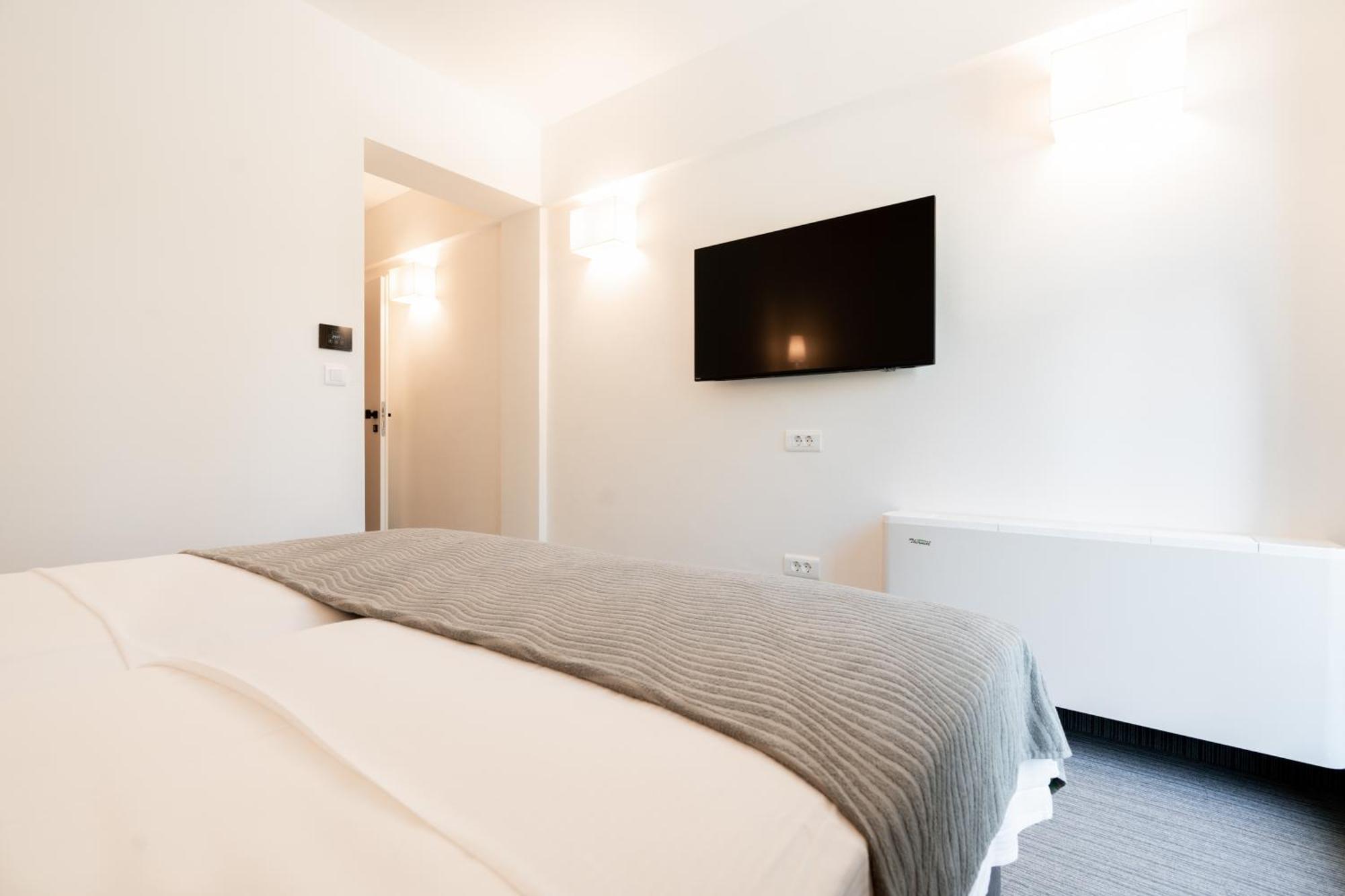 Hotel Alkar シニ エクステリア 写真